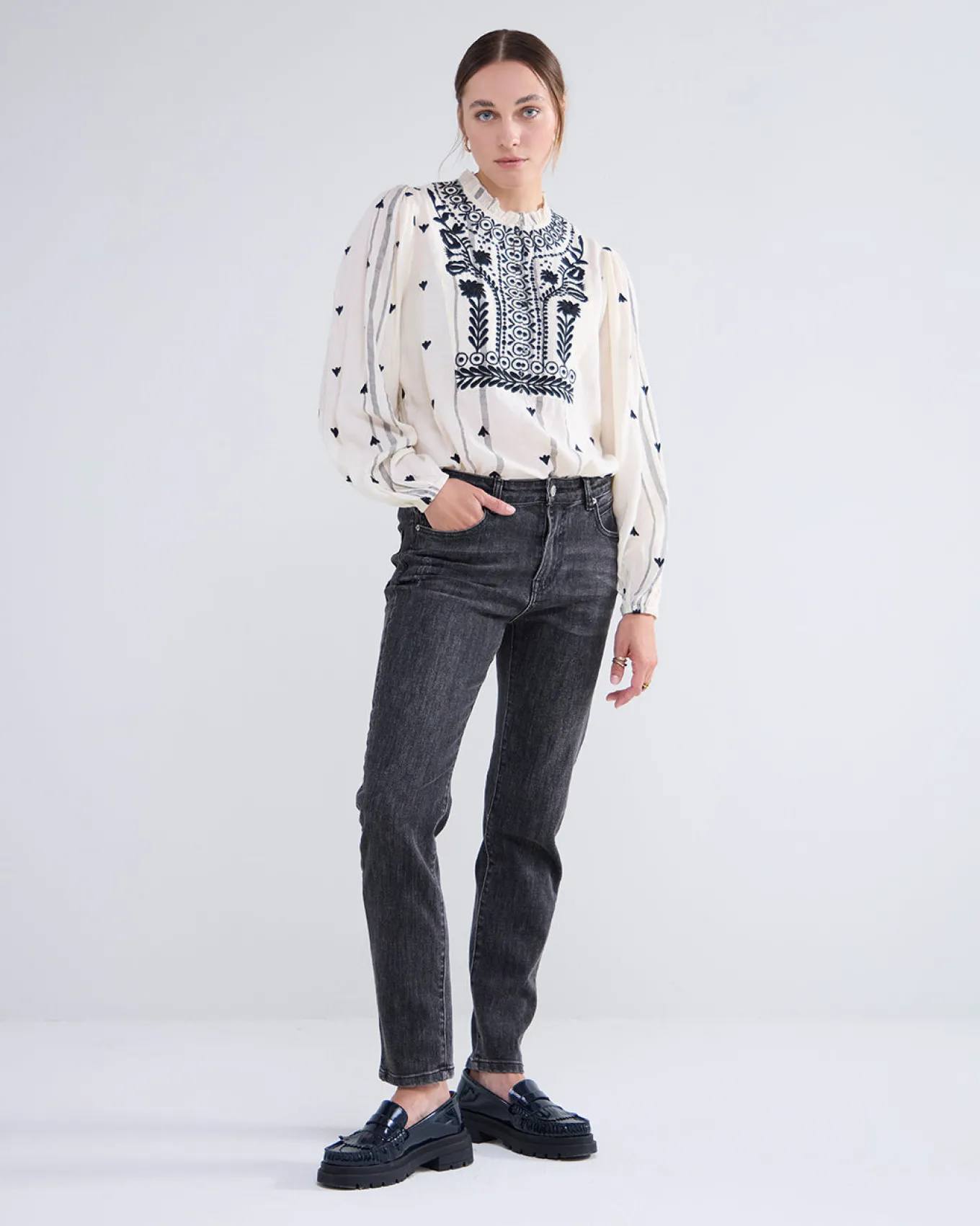 boho_chic_blouse_2.webp Boho Chic Blouse>Summum Clearance