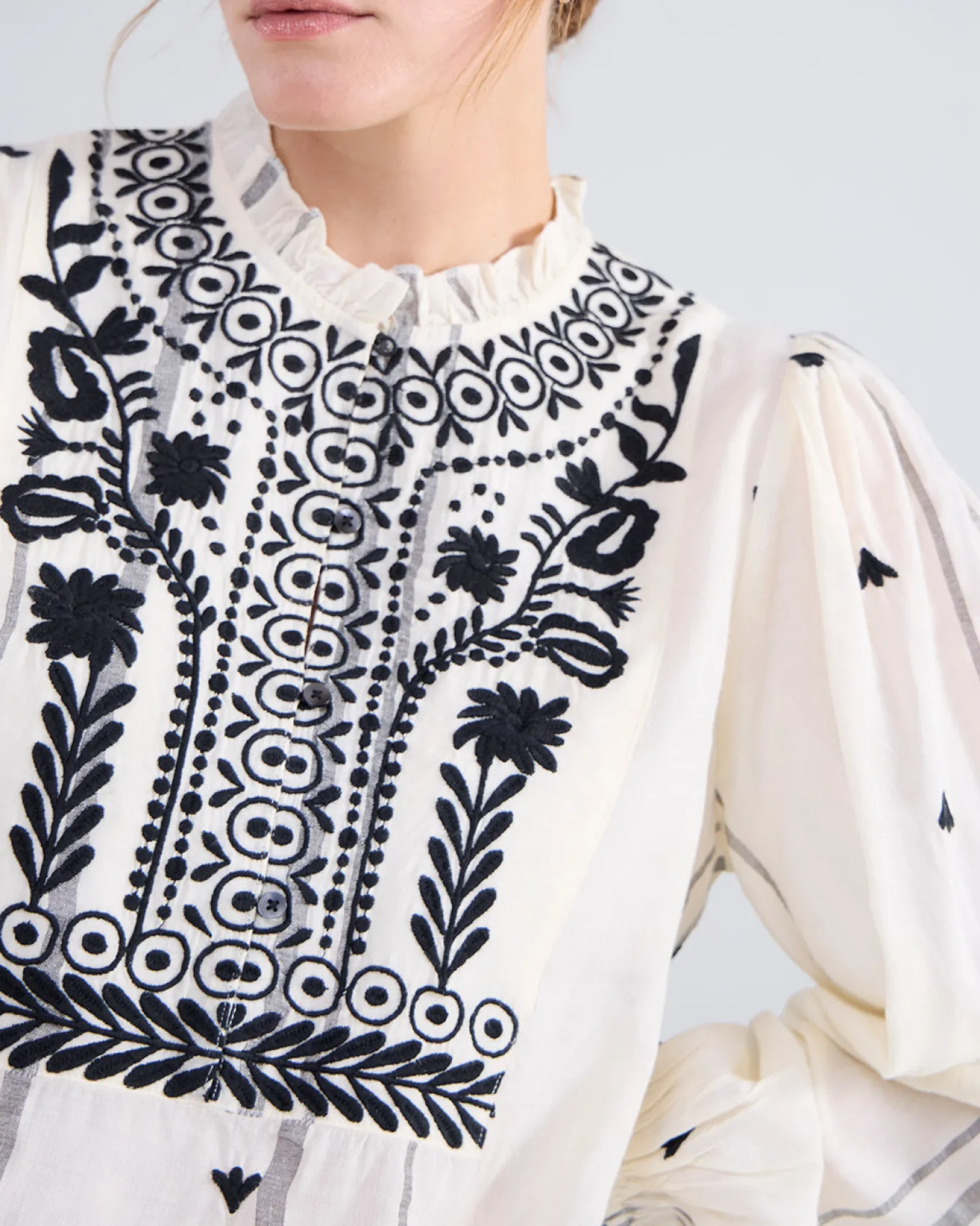 boho_chic_blouse_3.webp Boho Chic Blouse>Summum Clearance