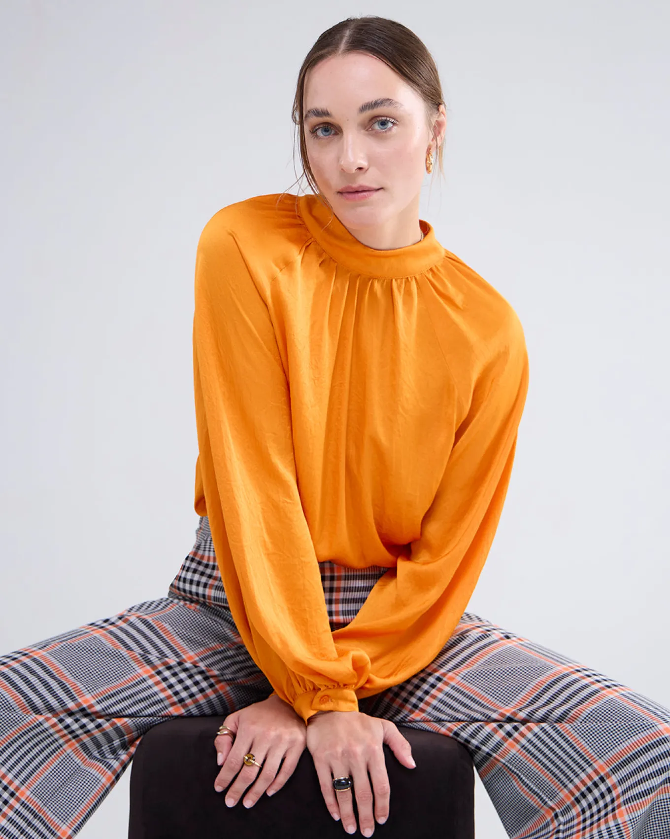in_top_met_hoge_hals_0.webp 2-in-1 Top Met Hoge Hals>Summum Cheap