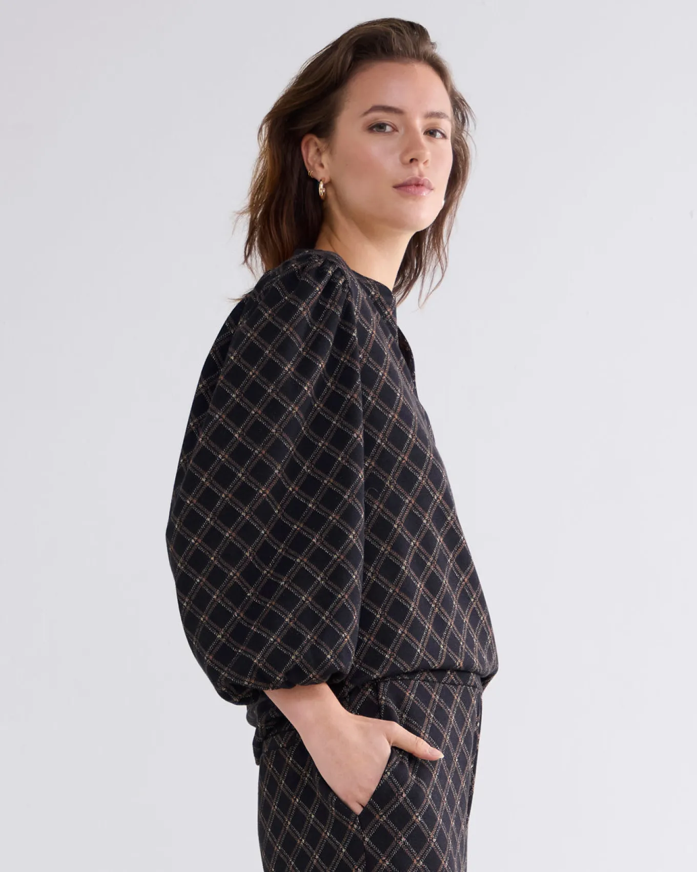 jacquard_top_met_ruitjes_3.webp Jacquard Top Met Ruitjes>Summum Hot