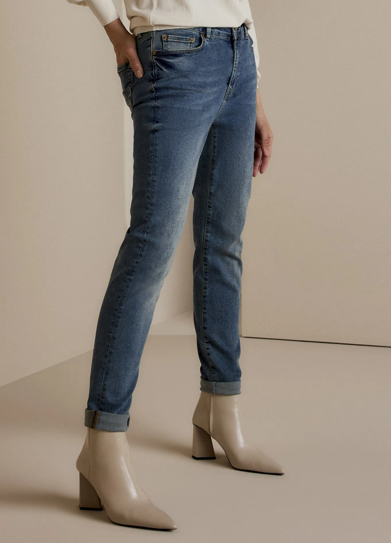 skinny_blue_daze_nova_3-1.webp Skinny Blue Daze Nova>Summum Discount